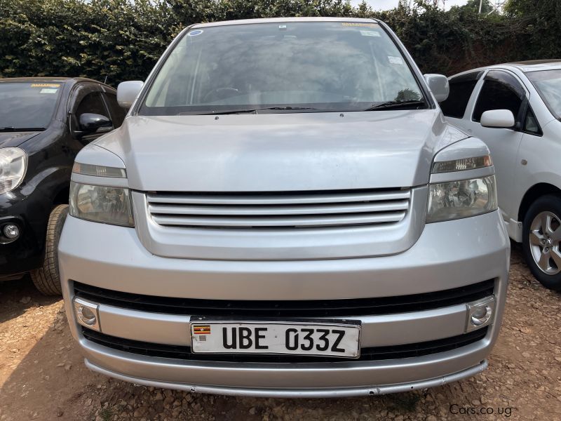 Toyota Noah Voxy in Uganda