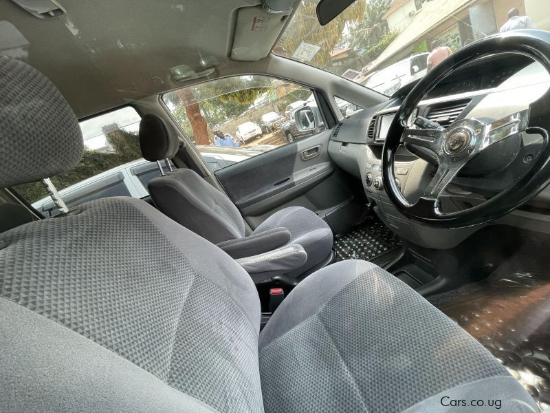 Toyota Noah Voxy in Uganda