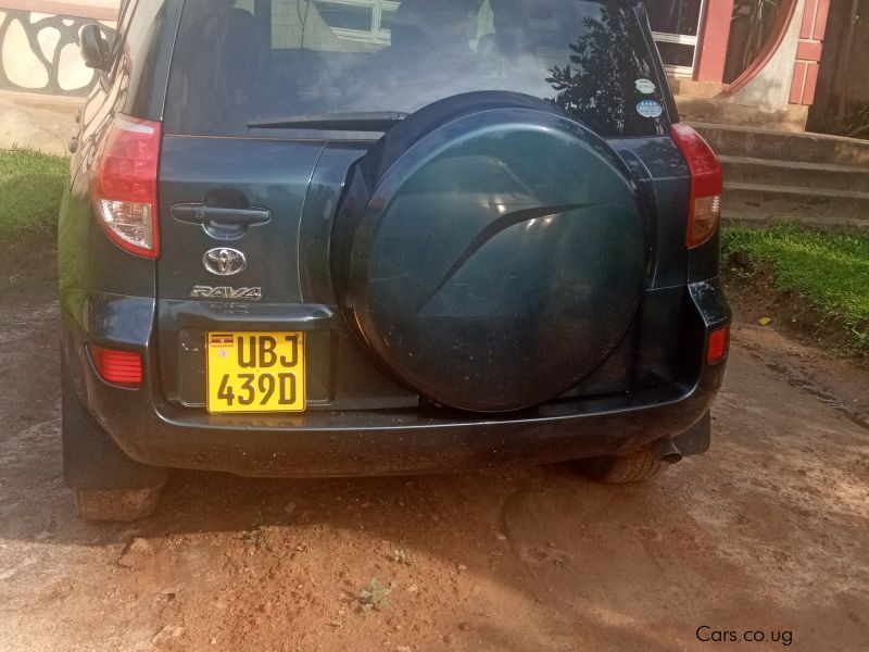 Toyota Rav4 in Uganda