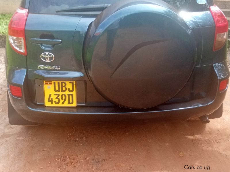 Toyota Rav4 in Uganda