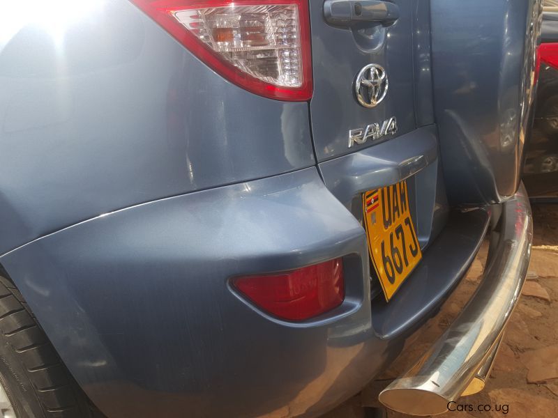 Toyota rav4 in Uganda