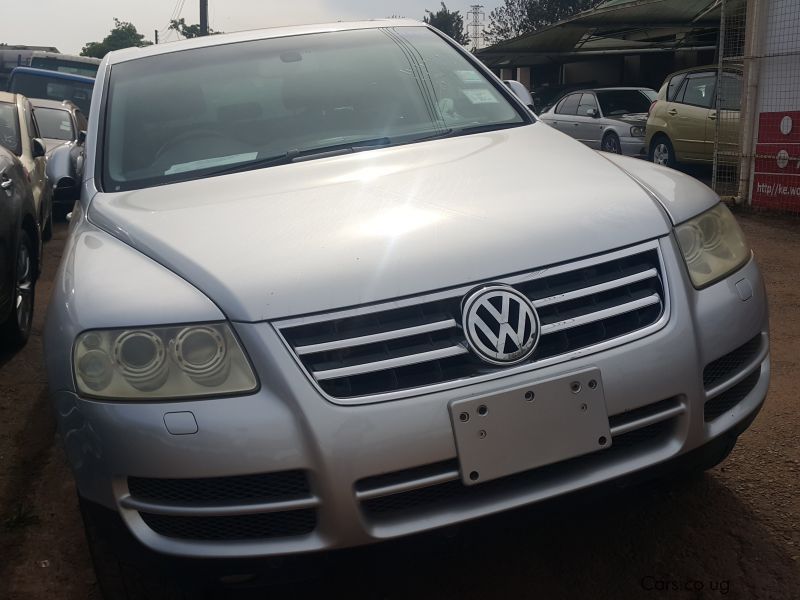 Volkswagen touareg in Uganda