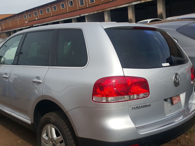Volkswagen touareg in Uganda