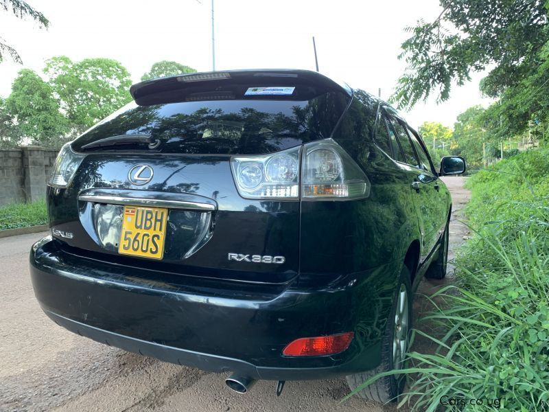 Lexus RX 330 in Uganda