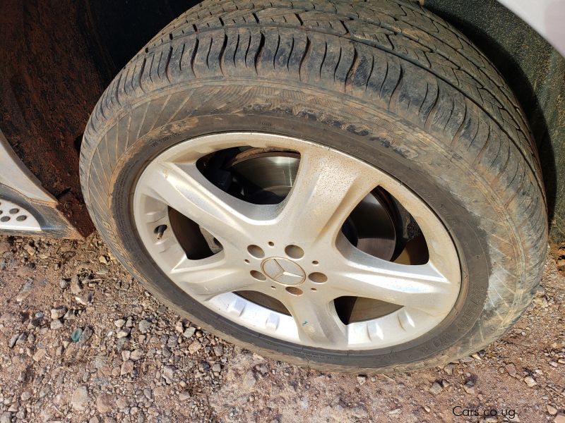 Mercedes-Benz ML in Uganda