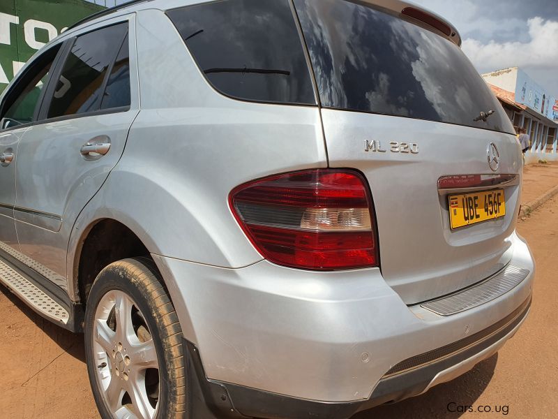 Mercedes-Benz ML 320 in Uganda