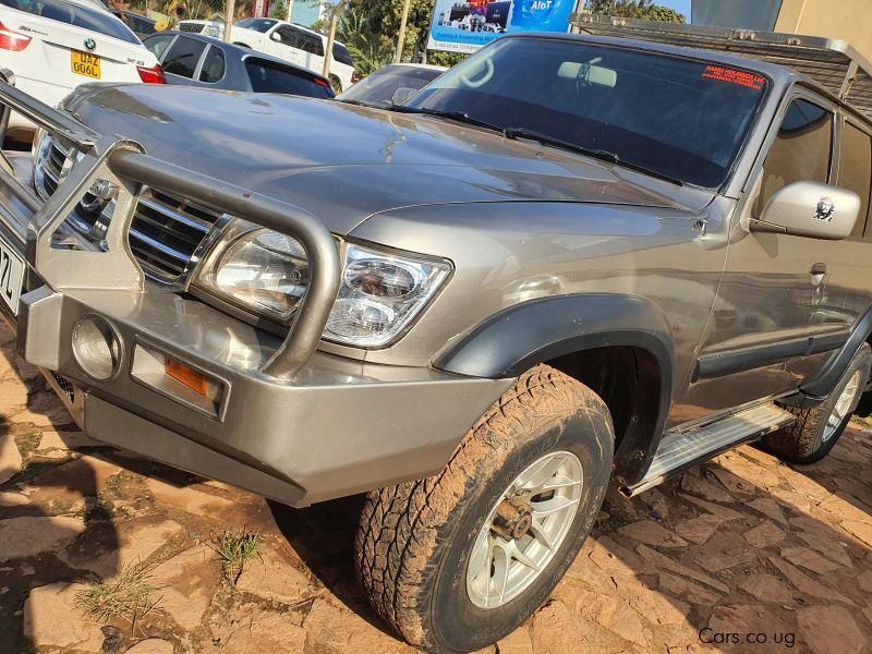 Nissan Patrol in Uganda