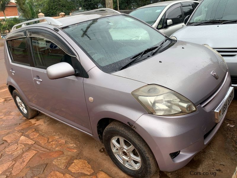 Toyota  passo in Uganda