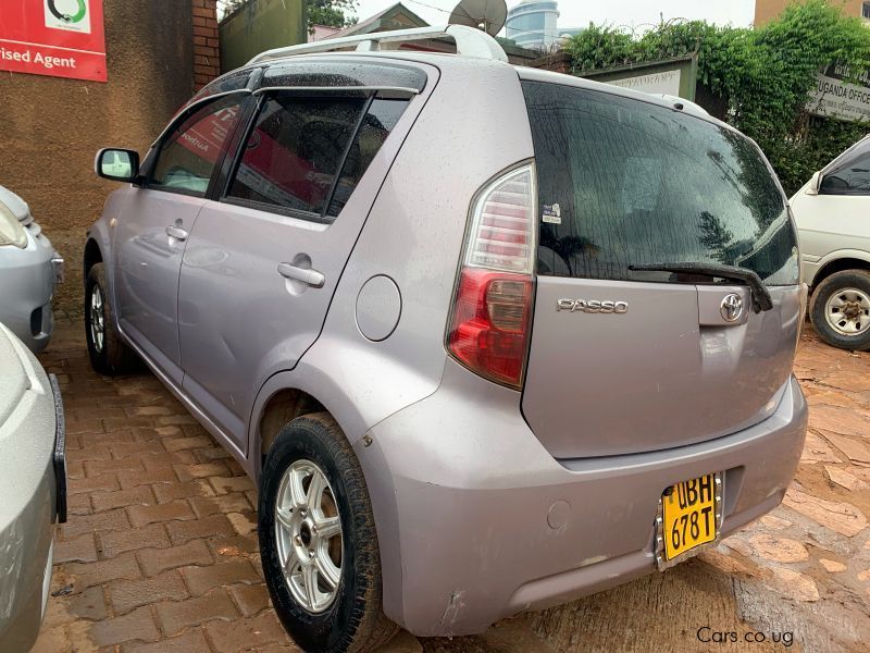 Toyota  passo in Uganda