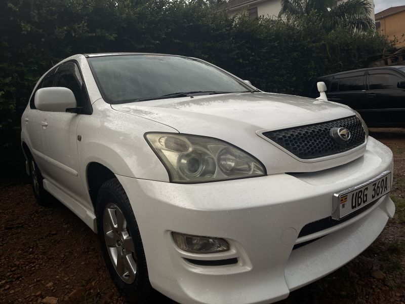 Toyota Harrier in Uganda