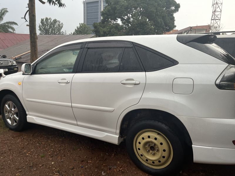 Toyota Harrier in Uganda