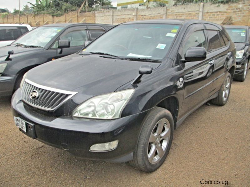 Toyota Harrier in Uganda