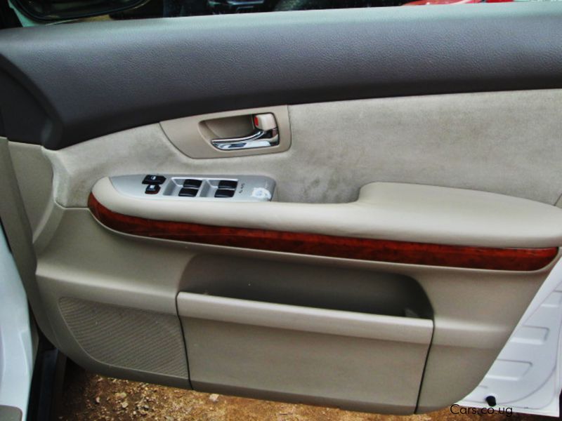 Toyota Harrier in Uganda