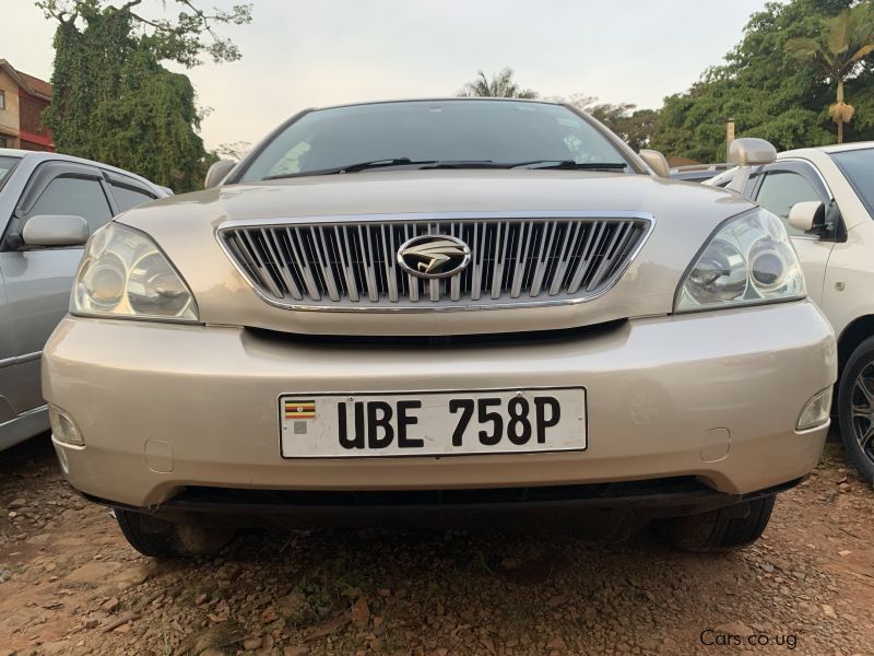 Toyota Harrier in Uganda