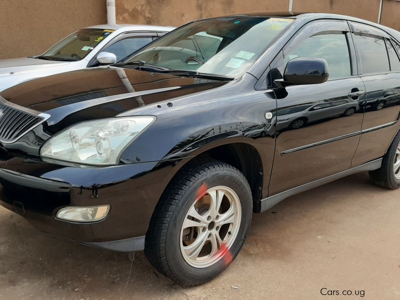 Toyota Harrier in Uganda