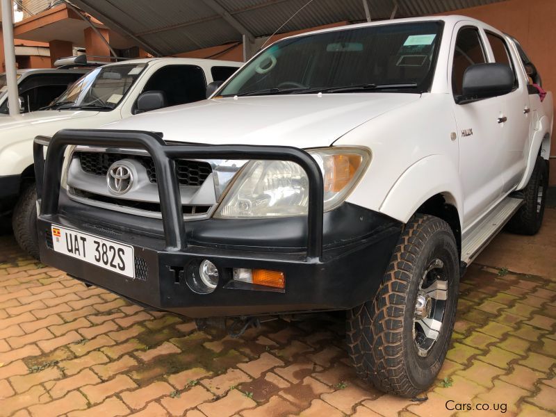 Toyota Hilux Double Cabin in Uganda