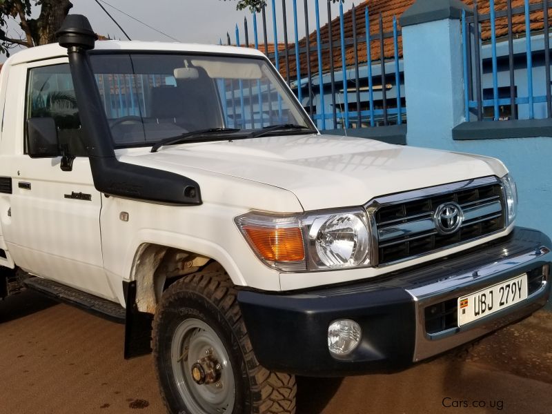 Toyota Land Cruiser in Uganda