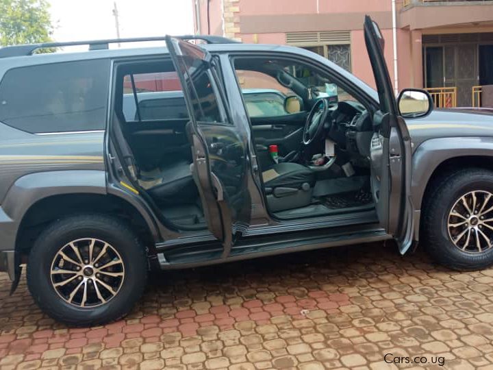 Toyota Land Cruiser Prado TX in Uganda