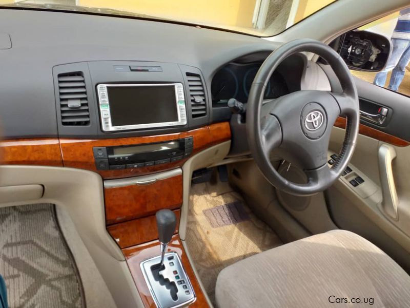 Toyota PREMIO in Uganda