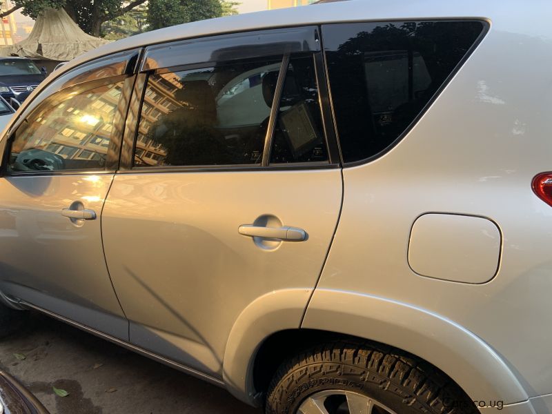 Toyota Rav4 in Uganda