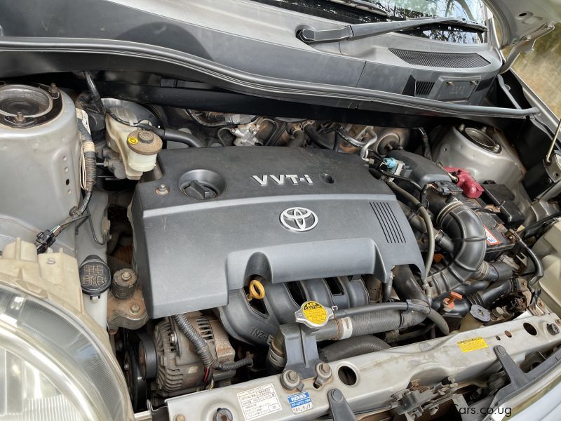 Toyota Sienta in Uganda