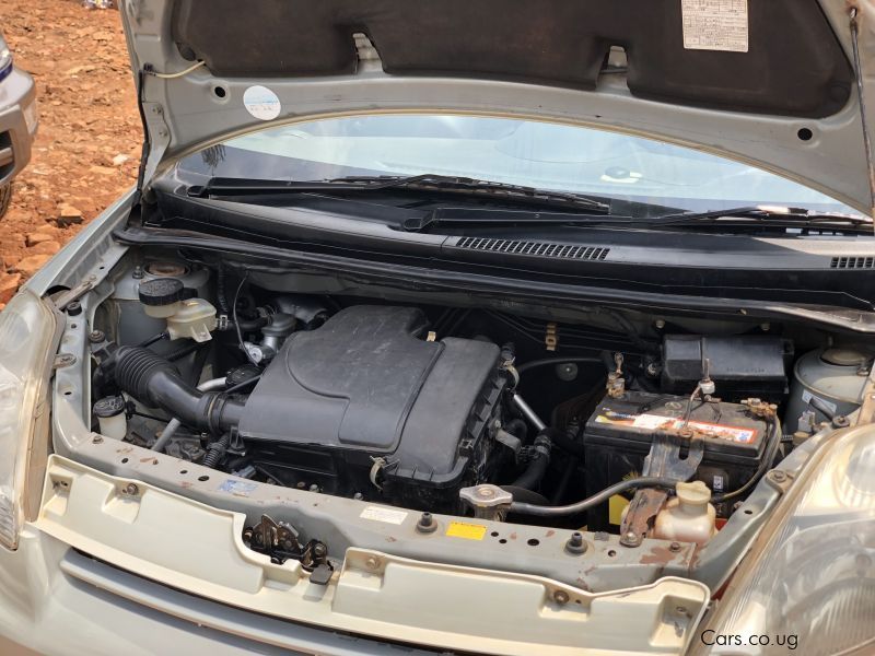 Toyota passo in Uganda