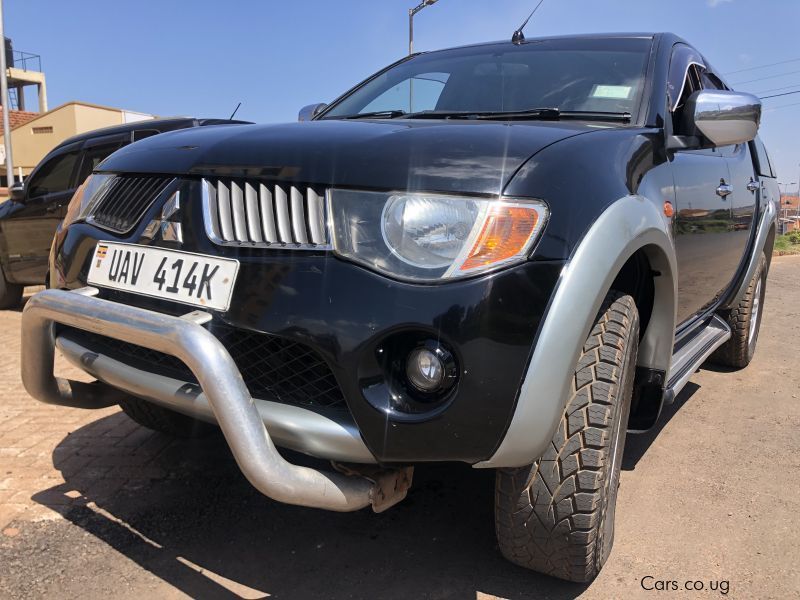 Mitsubishi L200 in Uganda