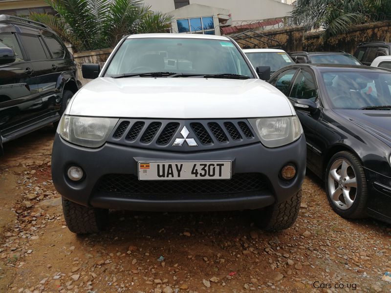 Mitsubishi L200 in Uganda