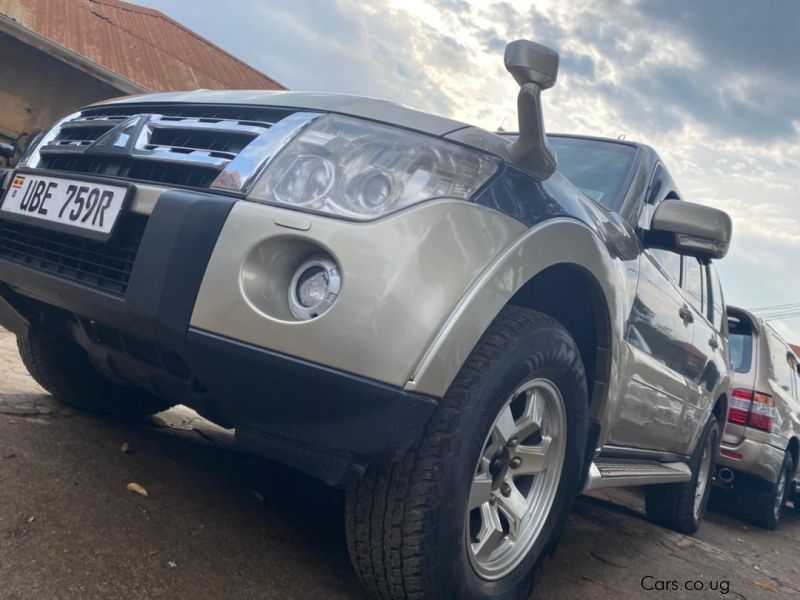 Mitsubishi Pajero in Uganda