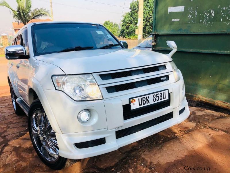 Mitsubishi Pajero in Uganda