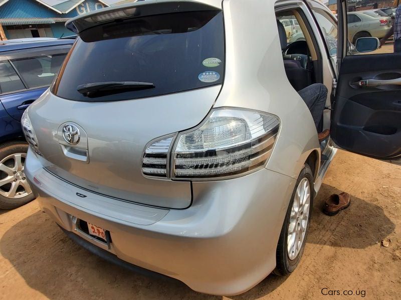 Toyota BLADE in Uganda