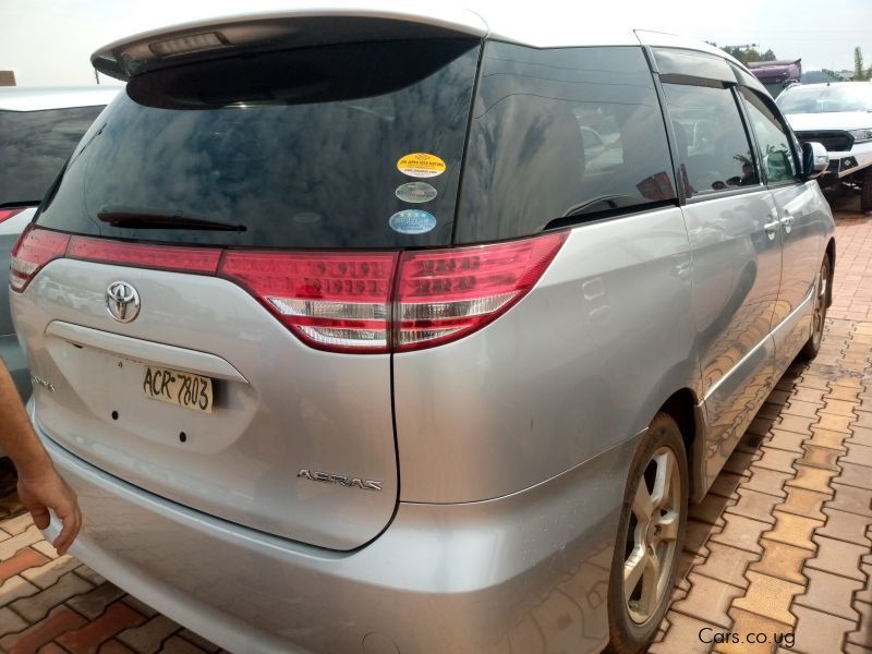 Toyota ESTIMA in Uganda