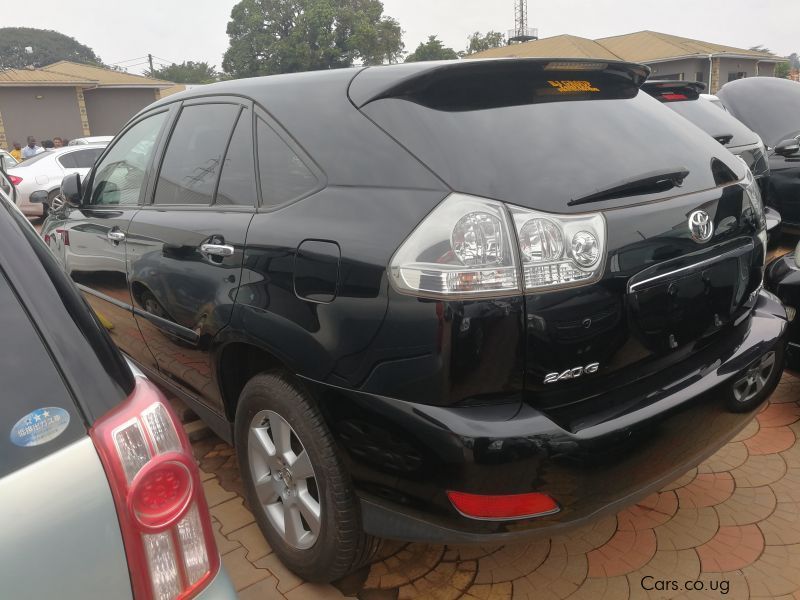 Toyota Harrier in Uganda