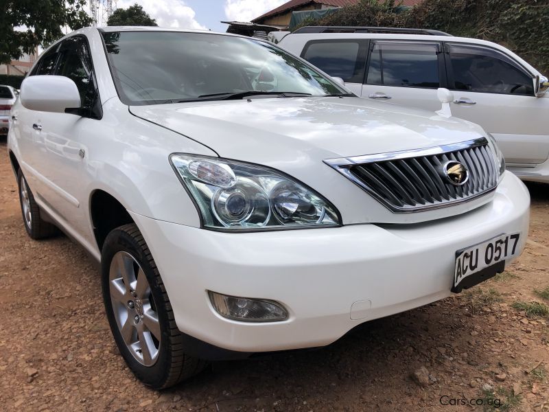 Toyota Harrier in Uganda