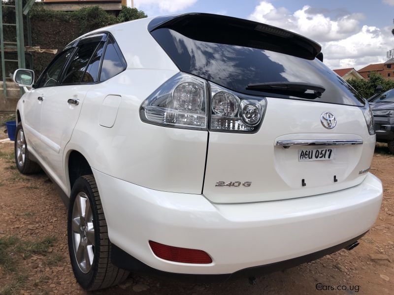 Toyota Harrier in Uganda