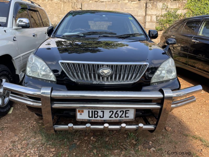 Toyota Harrier in Uganda