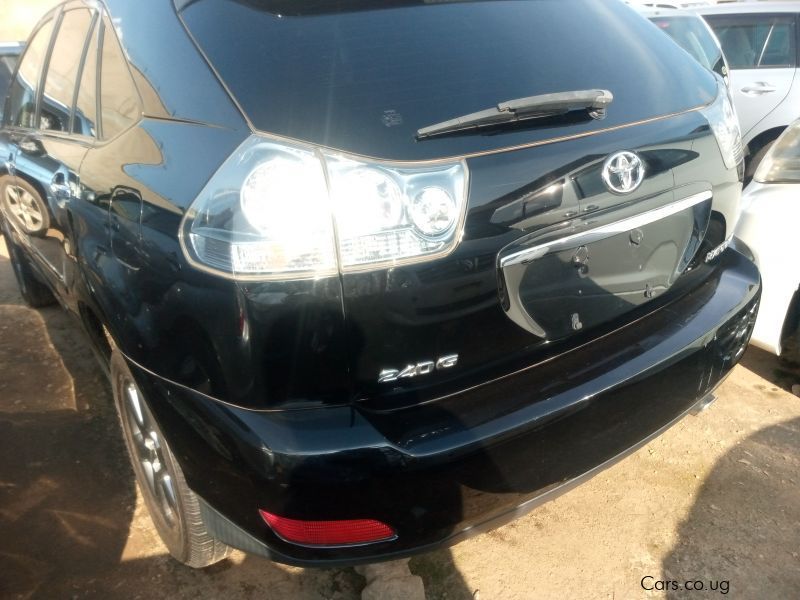 Toyota Harrier in Uganda