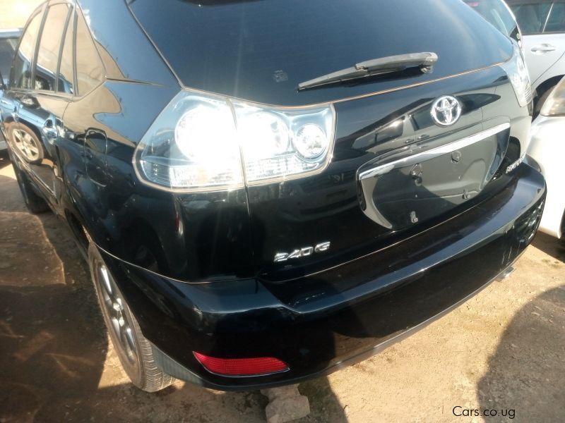 Toyota Harrier in Uganda