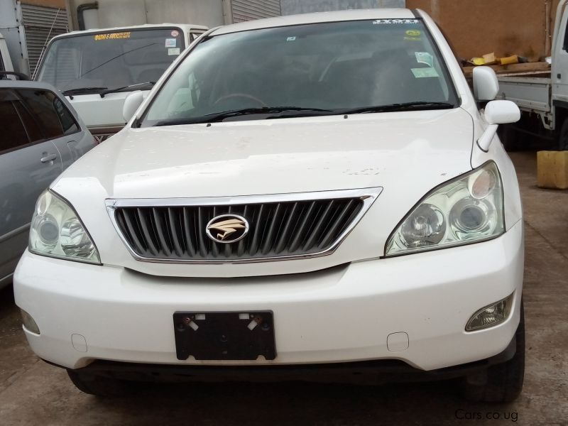 Toyota Harrier in Uganda