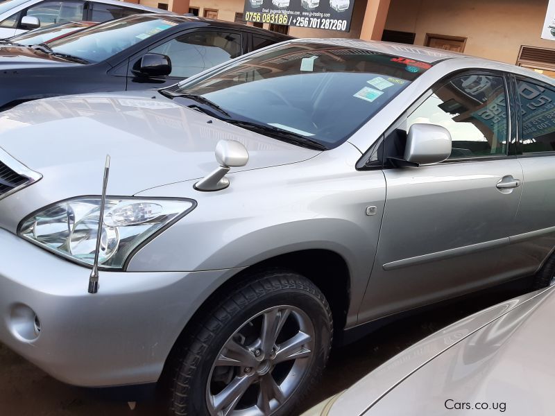 Toyota Harrier in Uganda