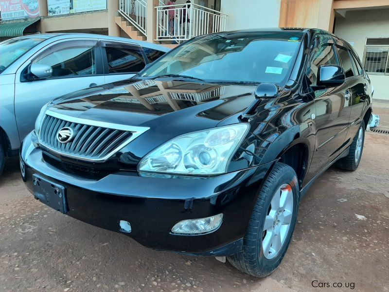 Toyota Harrier in Uganda