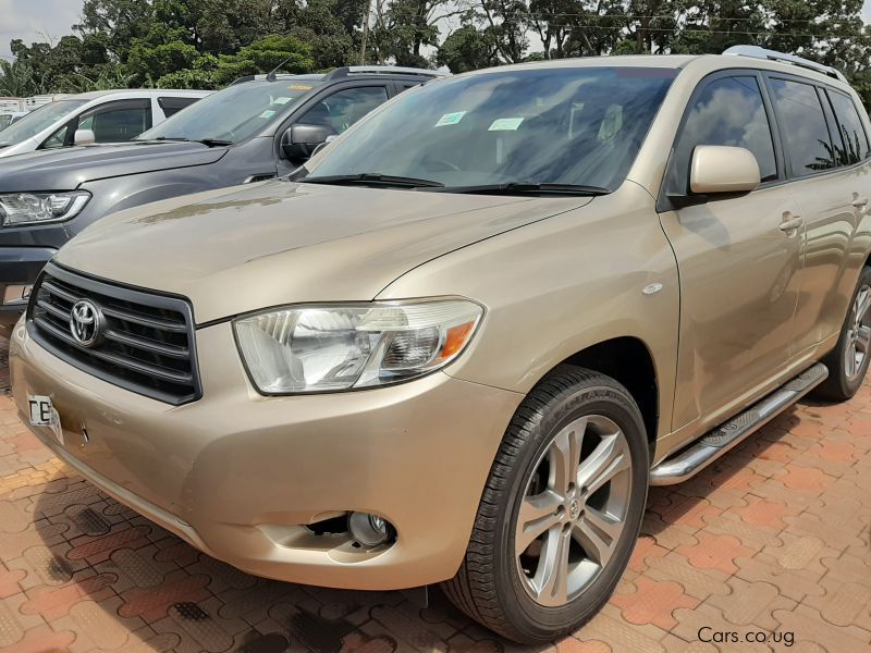 Toyota Klugar in Uganda