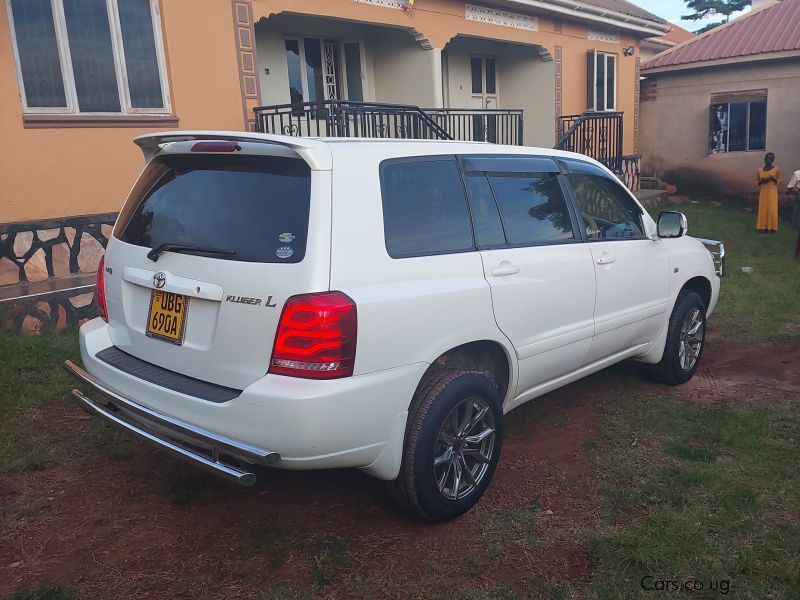 Toyota Kluger in Uganda