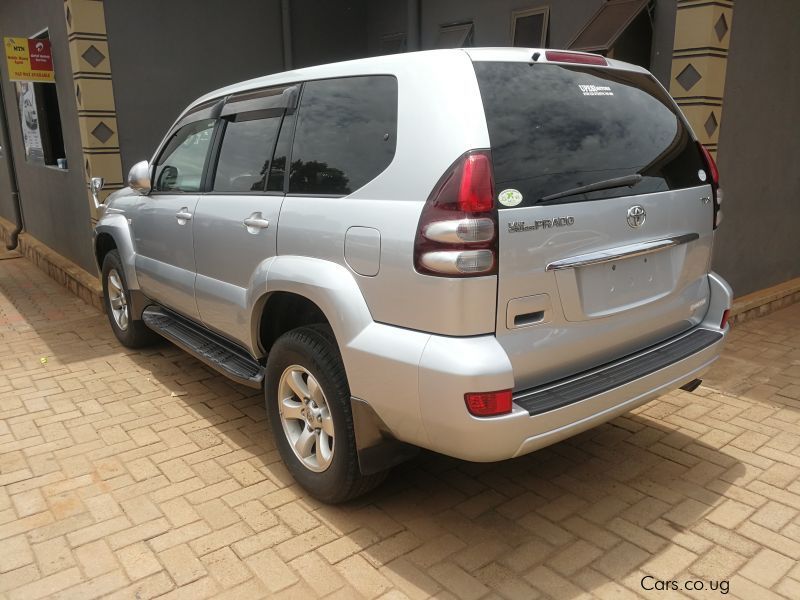 Toyota Land Cruiser TX in Uganda