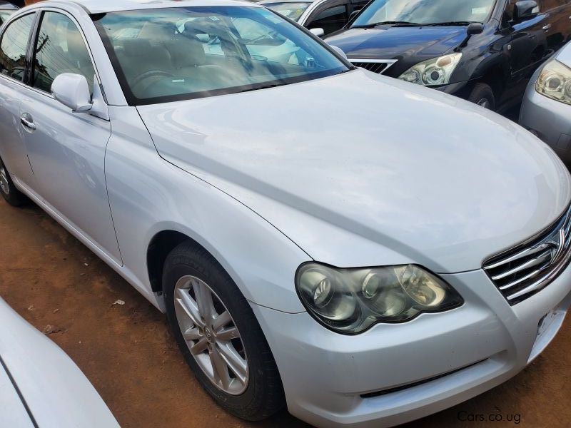 Toyota MARK X in Uganda