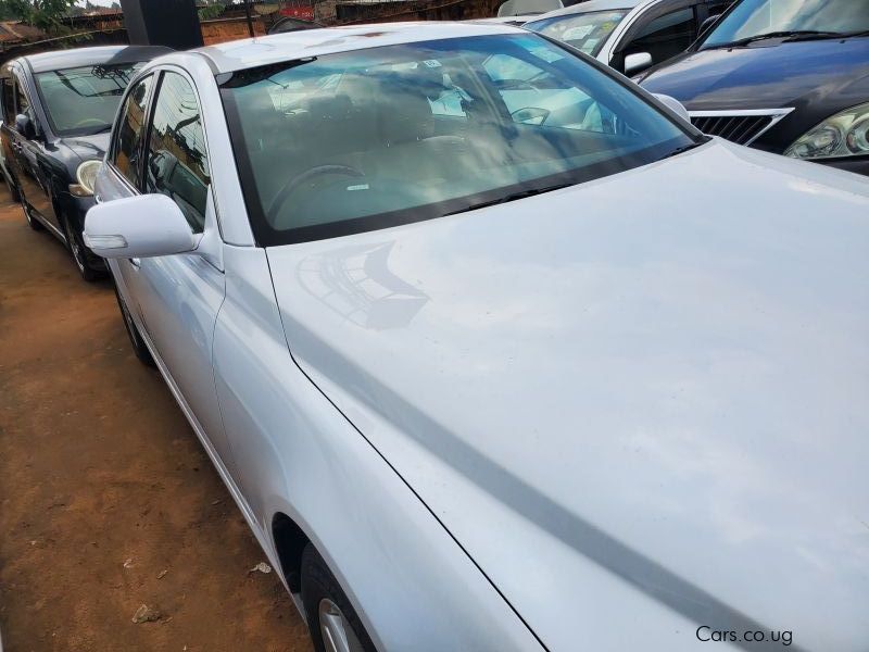 Toyota MARK X in Uganda