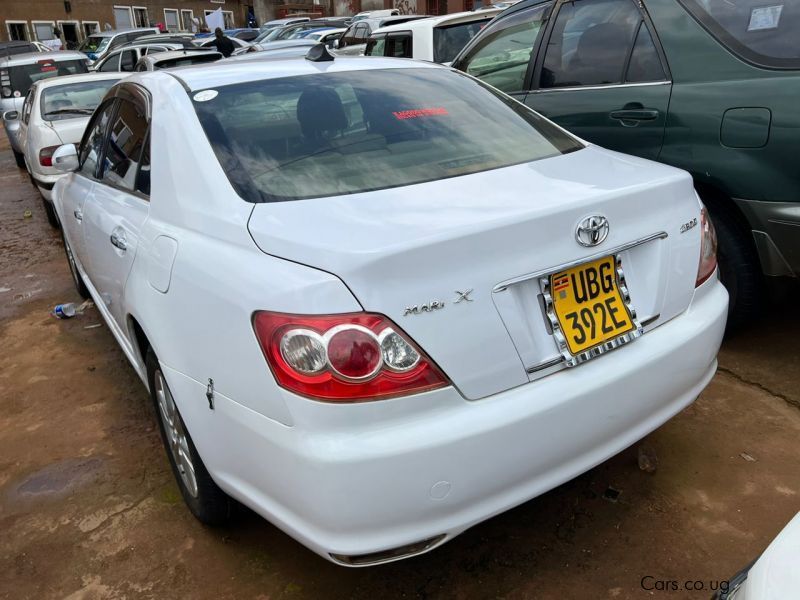 Toyota MARK X DBA-GRX133 in Uganda