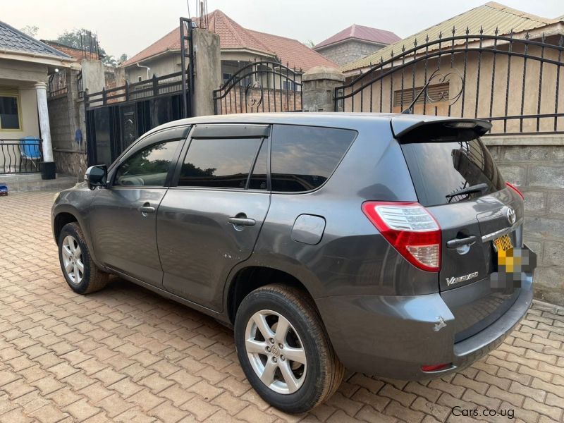 Toyota RAV4 Vanguard in Uganda