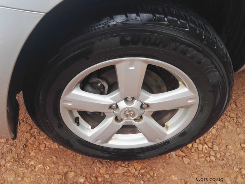 Toyota Rav4 in Uganda