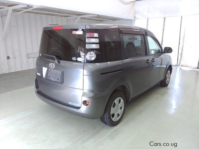 Toyota Sienta in Uganda